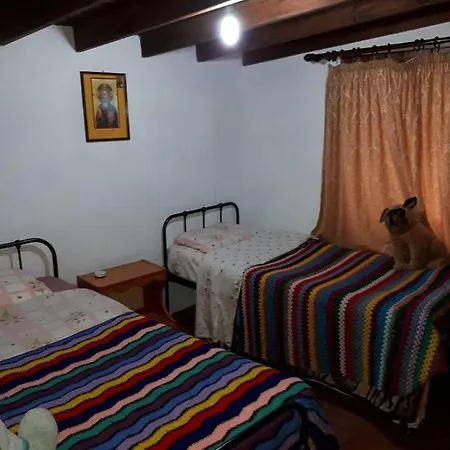 Agrompelo House Holiday home Agros