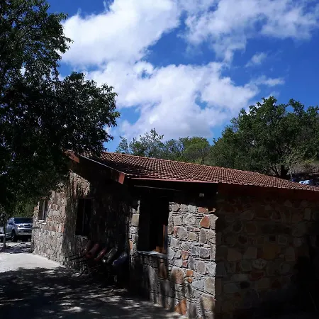 Agrompelo House بيت للعطل أغروس