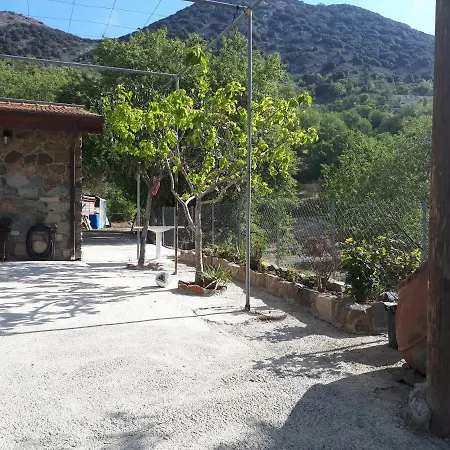 Agrompelo House Сasa de vacaciones